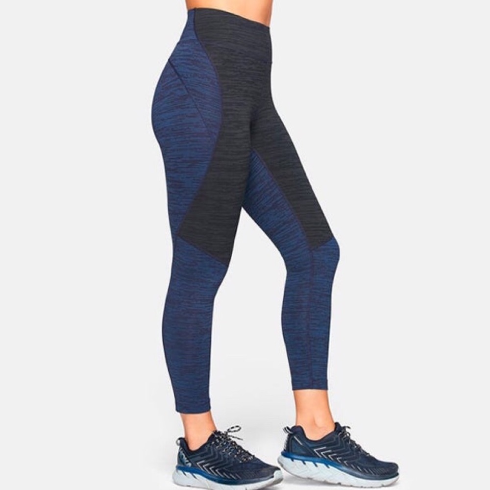 Outdoor Voices 3/4 Tech Sweat Leggings